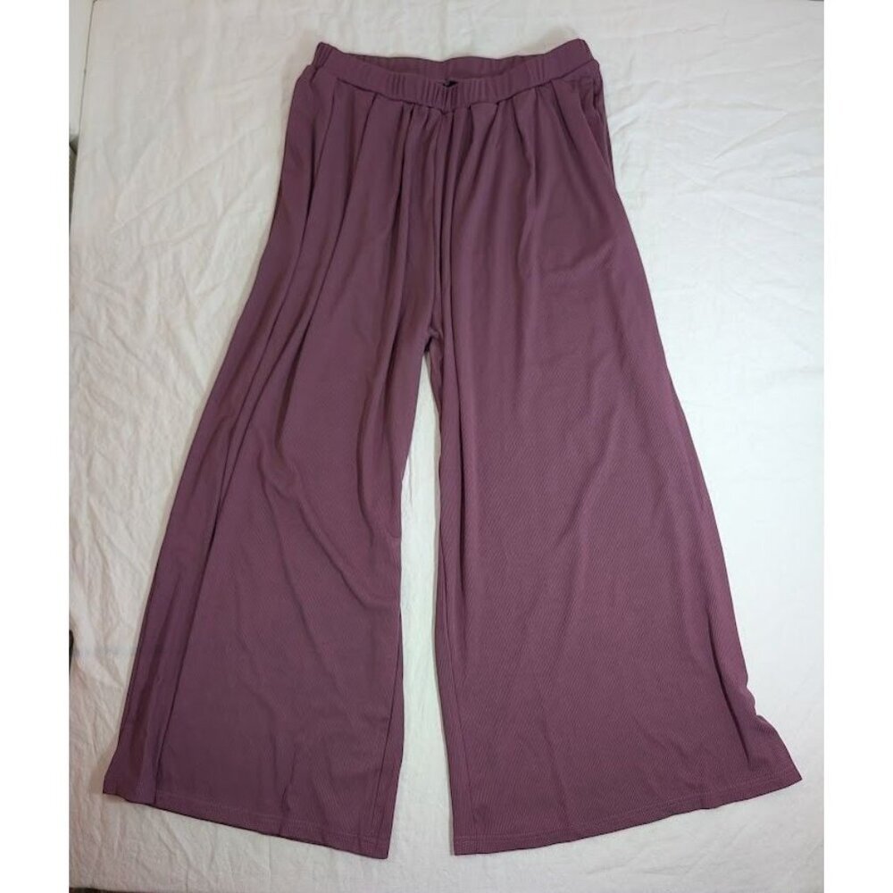 Cider NWT women's size XL purple goucho style pants wide leg comfort 25" inseam